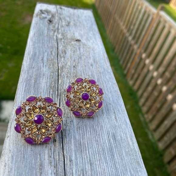Brand new Purple studs - Picture 3 of 4